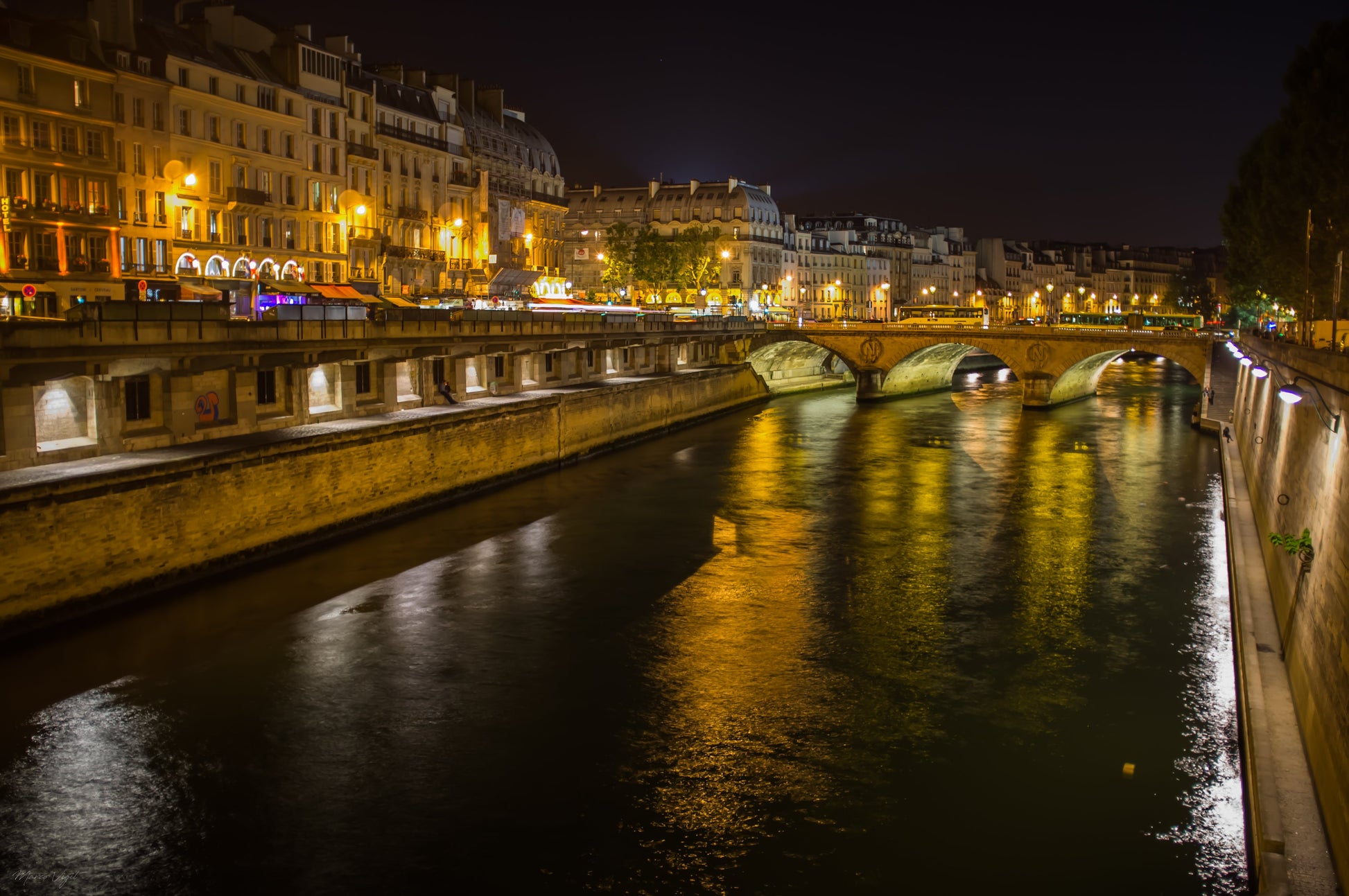 La Noche en Paris - Fotoplaneta