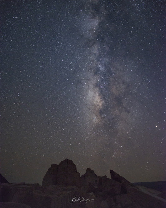 Minas de Mármol Bajo las Estrellas - Fotoplaneta